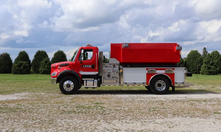 2000 Gallon Tanker thumbnail