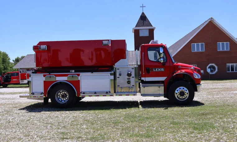 2000 Gallon Tanker thumbnail